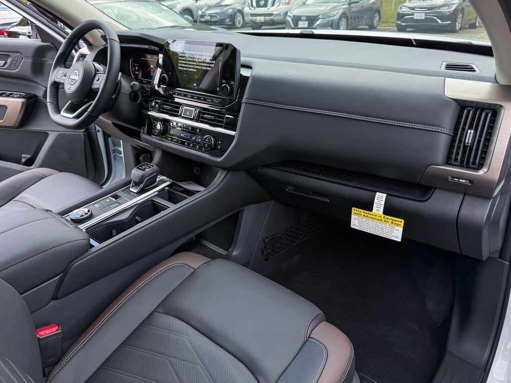 new 2025 Nissan Pathfinder car, priced at $47,996
