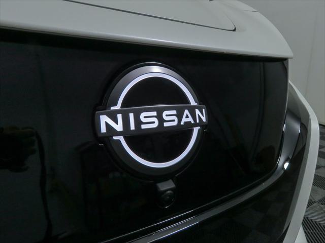 new 2025 Nissan Leaf car, priced at $39,060