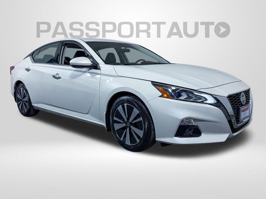 used 2022 Nissan Altima car, priced at $22,900