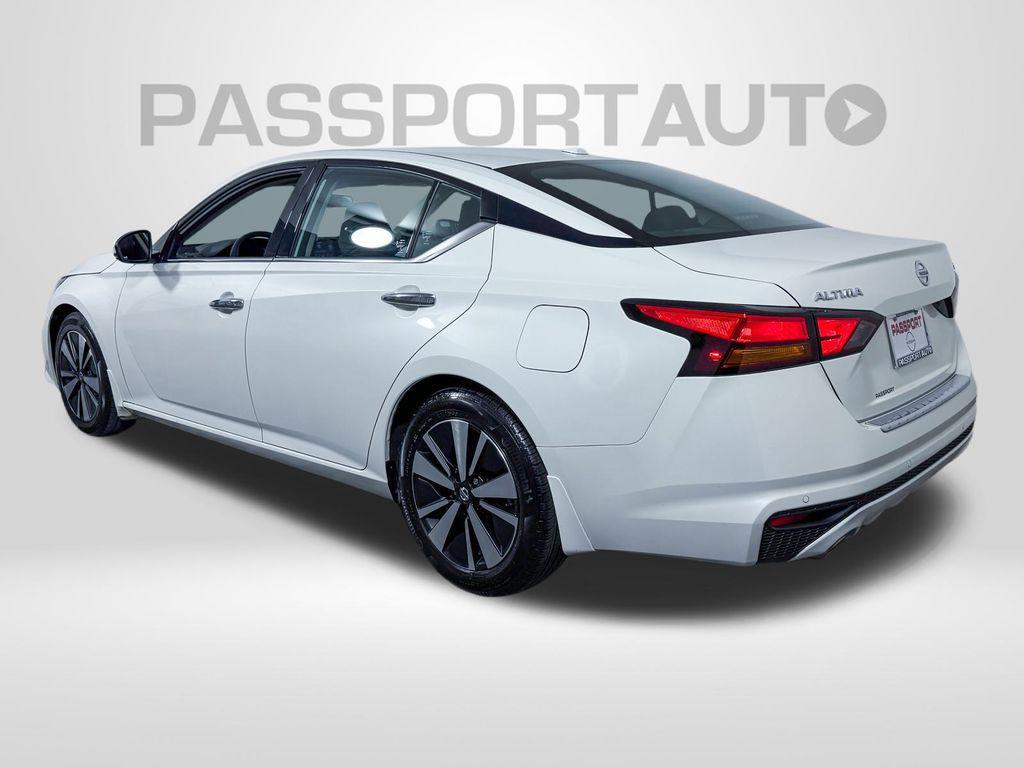 used 2022 Nissan Altima car, priced at $22,900