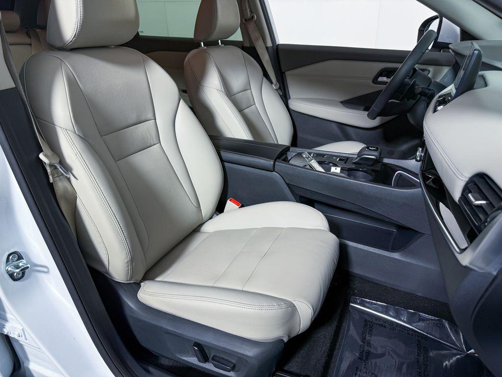 used 2024 Nissan Rogue car, priced at $28,900