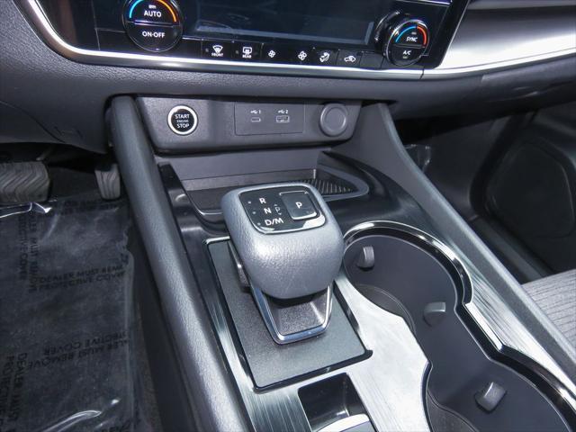 used 2022 Nissan Rogue car, priced at $22,900