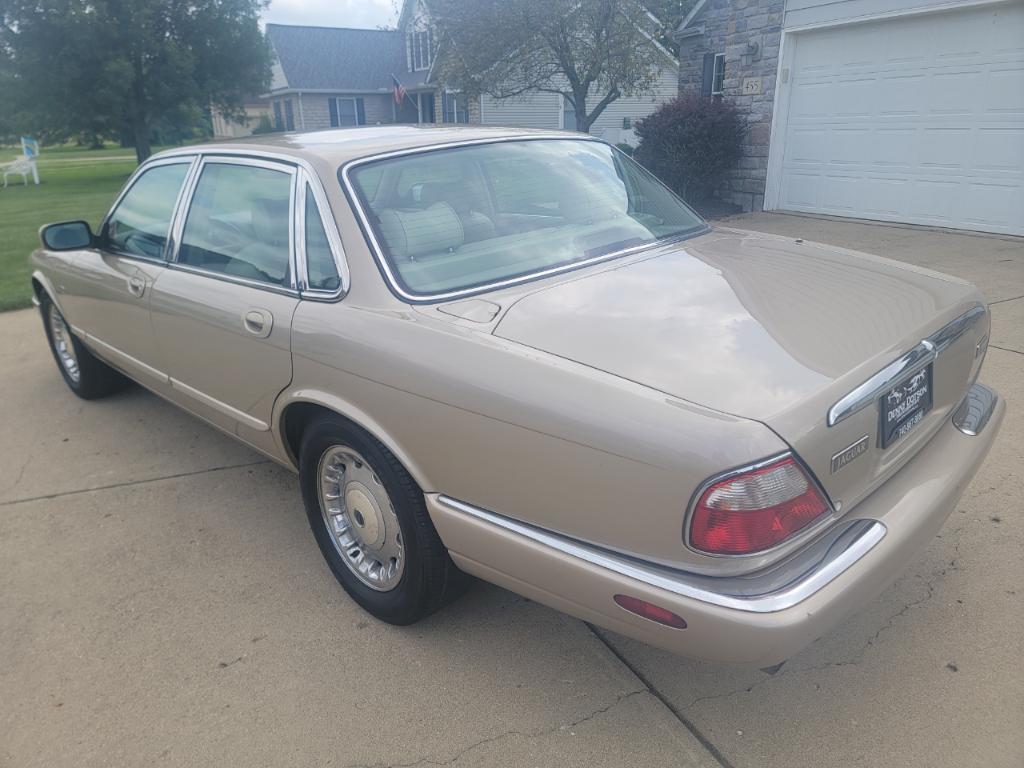 used 1998 Jaguar XJ car, priced at $5,995