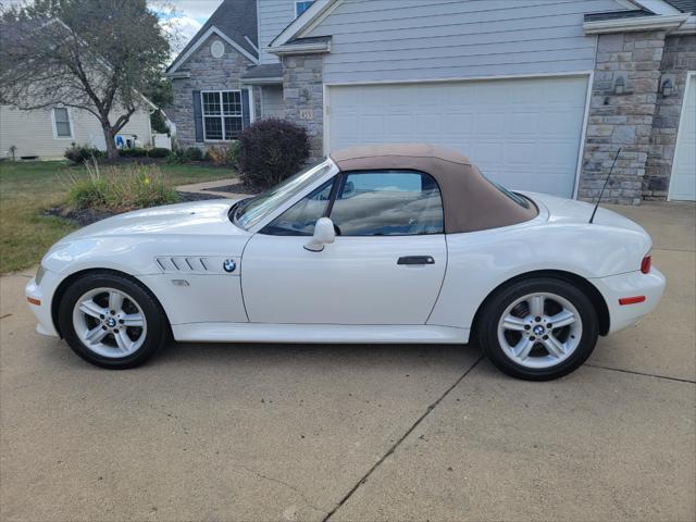 used 2000 BMW Z3 car, priced at $12,995