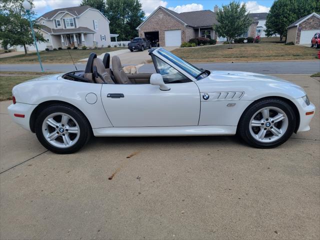 used 2000 BMW Z3 car, priced at $12,995