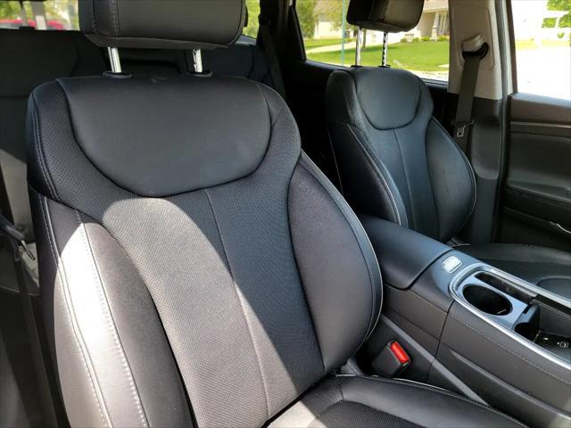 used 2023 Hyundai Santa Fe car, priced at $30,995