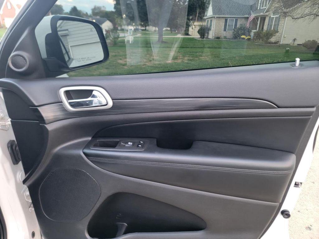 used 2021 Jeep Grand Cherokee car, priced at $23,995