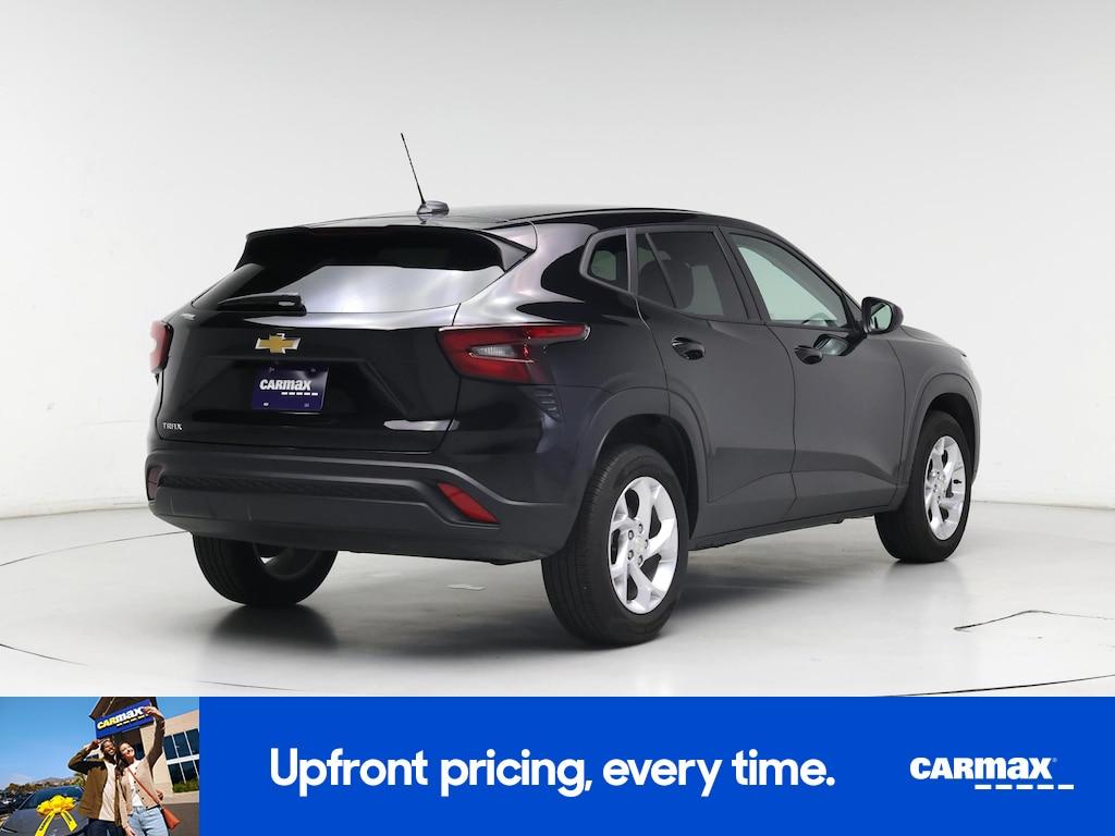 used 2025 Chevrolet Trax car, priced at $23,998