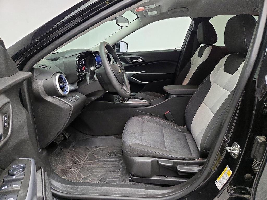 used 2025 Chevrolet Trax car, priced at $23,998