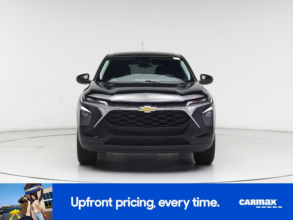 used 2025 Chevrolet Trax car, priced at $23,998