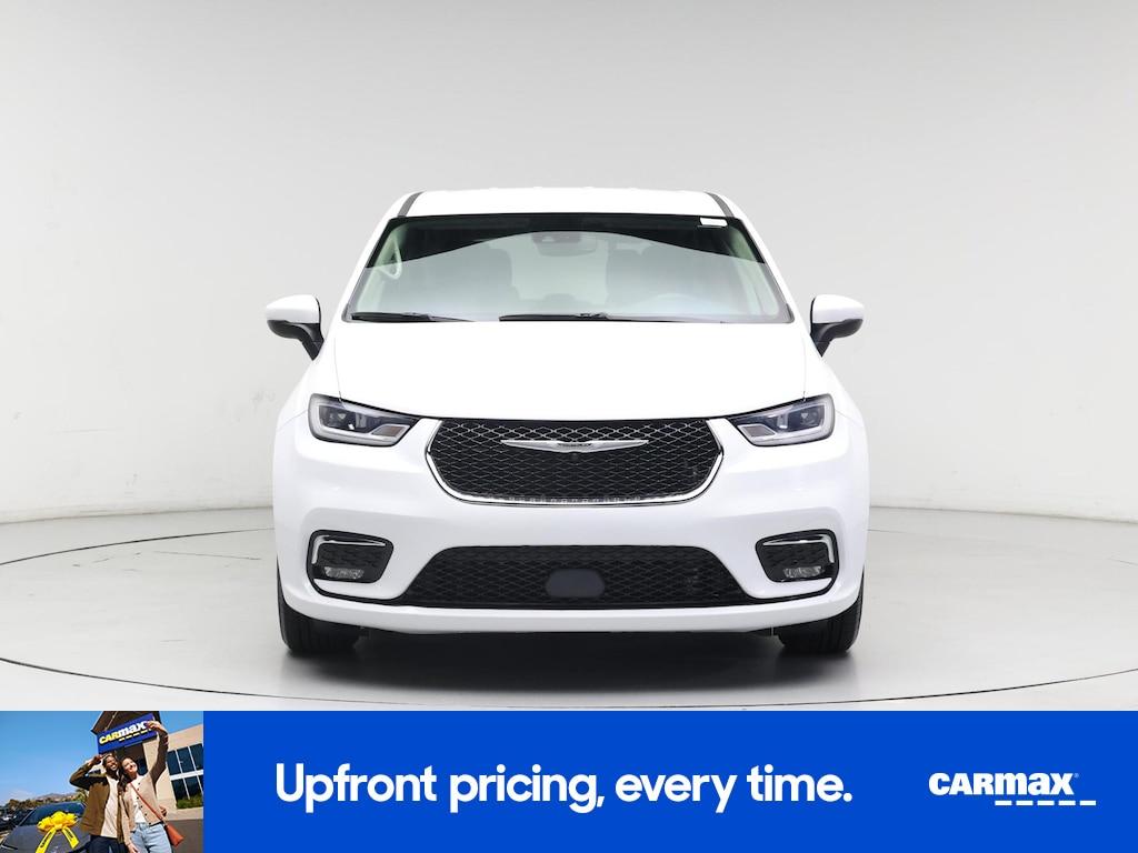 used 2023 Chrysler Pacifica car, priced at $36,998
