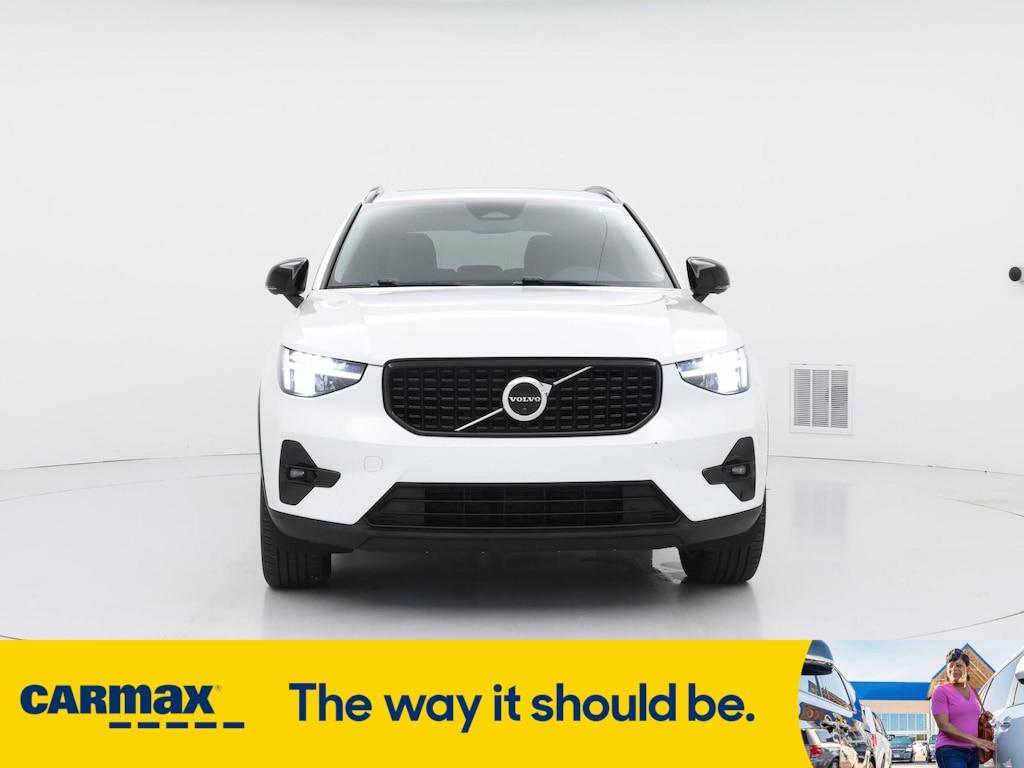 used 2023 Volvo XC40 car, priced at $32,998