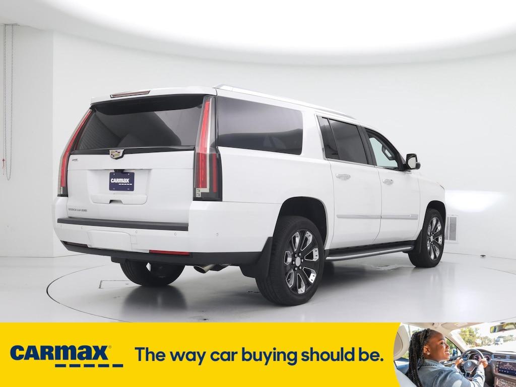 used 2020 Cadillac Escalade car, priced at $50,998