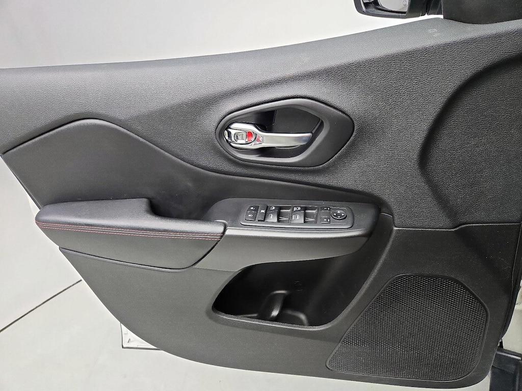 used 2019 Jeep Cherokee car, priced at $20,998