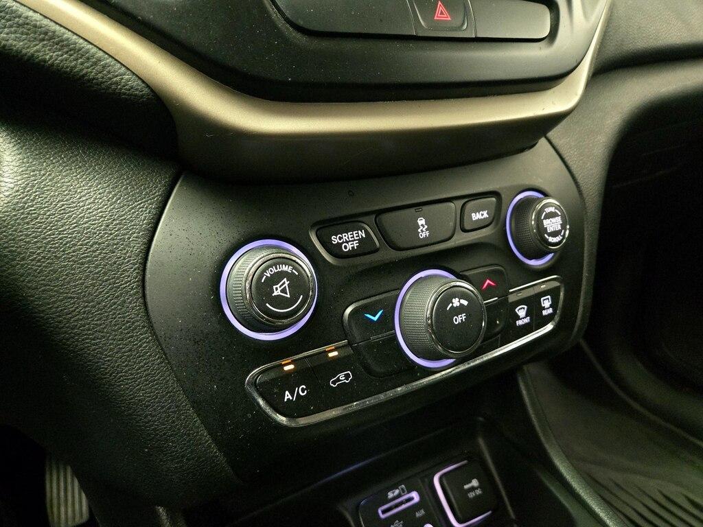 used 2016 Jeep Cherokee car, priced at $14,998