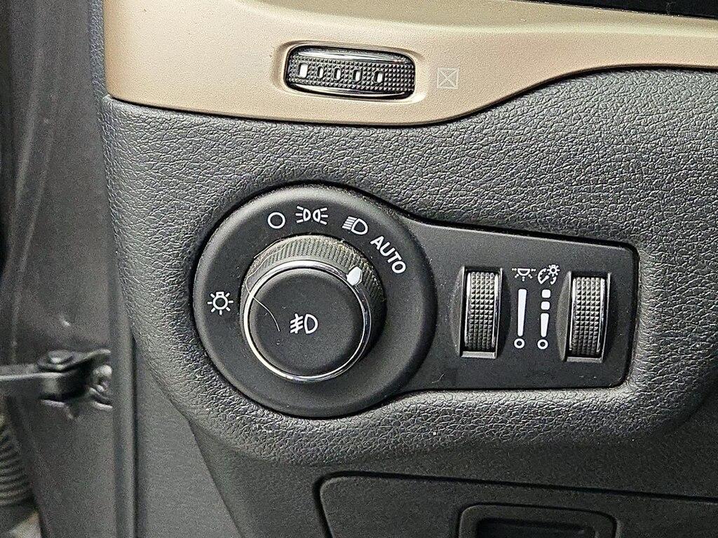 used 2016 Jeep Cherokee car, priced at $14,998