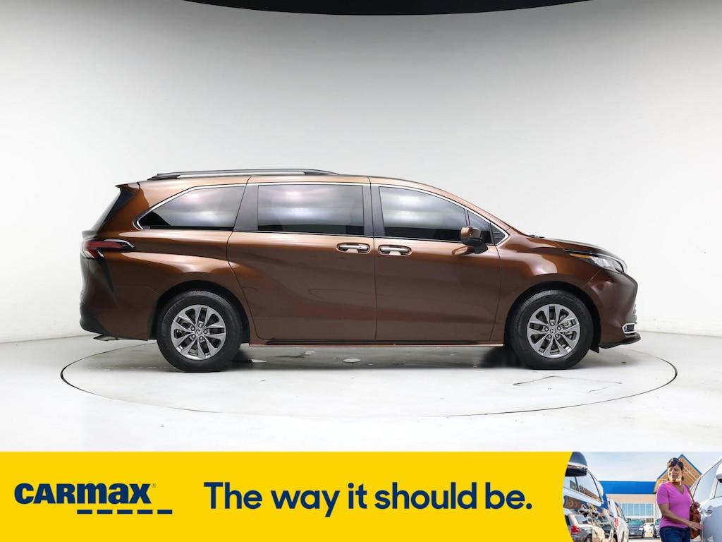 used 2022 Toyota Sienna car, priced at $42,998