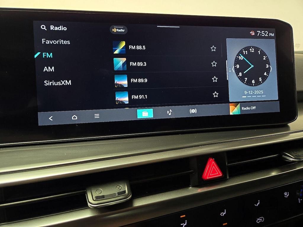 used 2025 Kia Sorento car, priced at $33,998