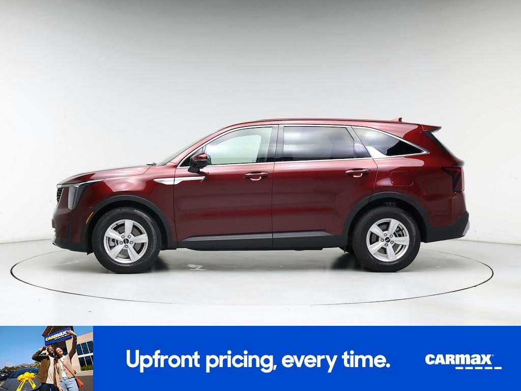 used 2025 Kia Sorento car, priced at $33,998
