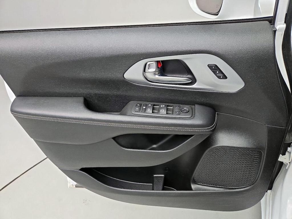 used 2022 Chrysler Pacifica car, priced at $31,998