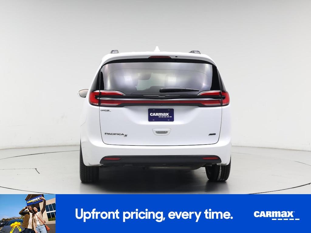 used 2022 Chrysler Pacifica car, priced at $31,998
