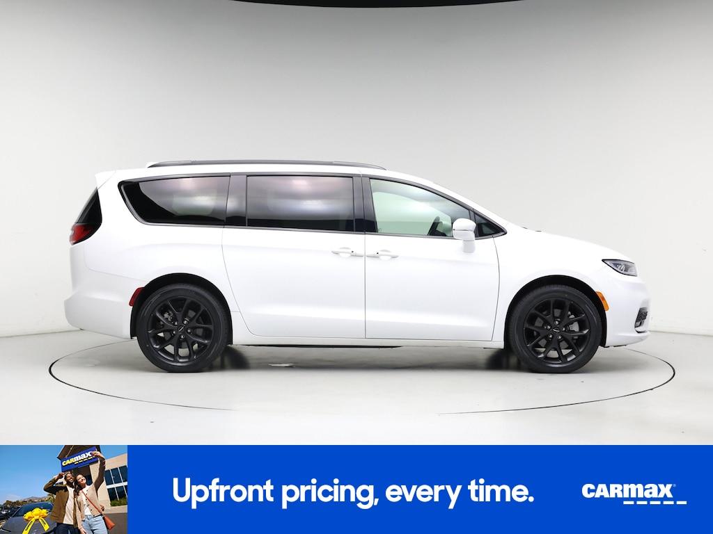 used 2022 Chrysler Pacifica car, priced at $31,998