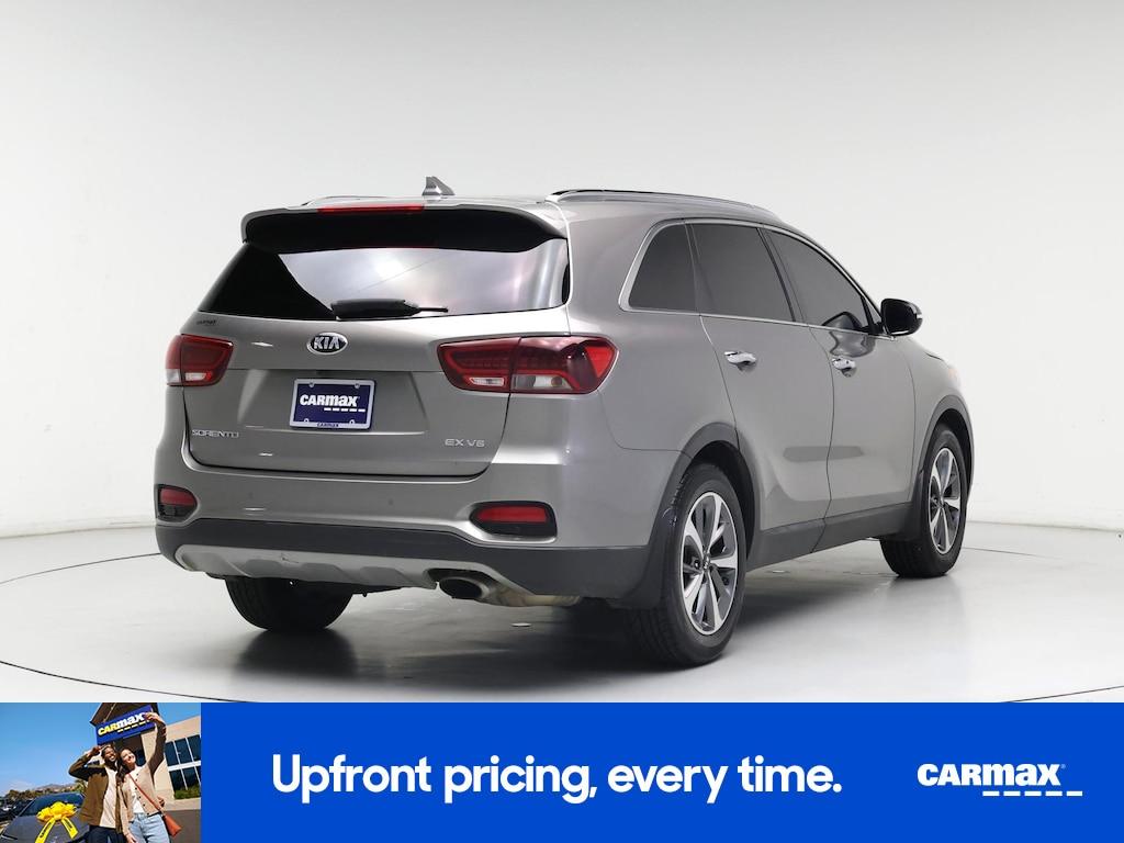 used 2019 Kia Sorento car, priced at $17,998