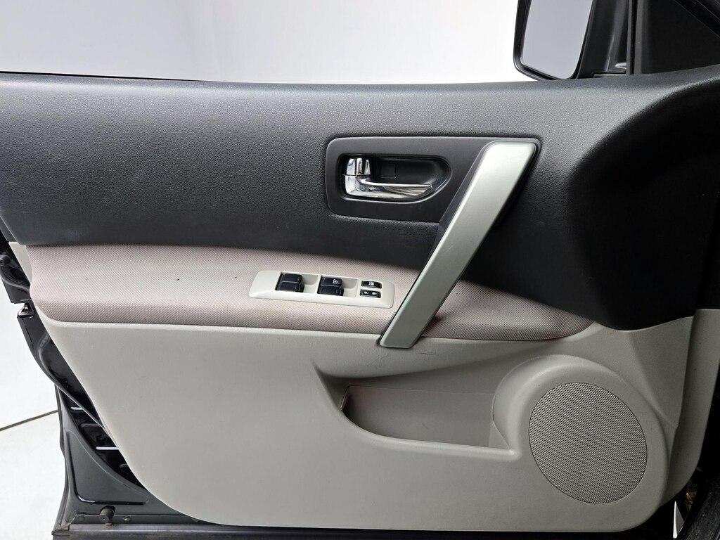 used 2013 Nissan Rogue car, priced at $14,599