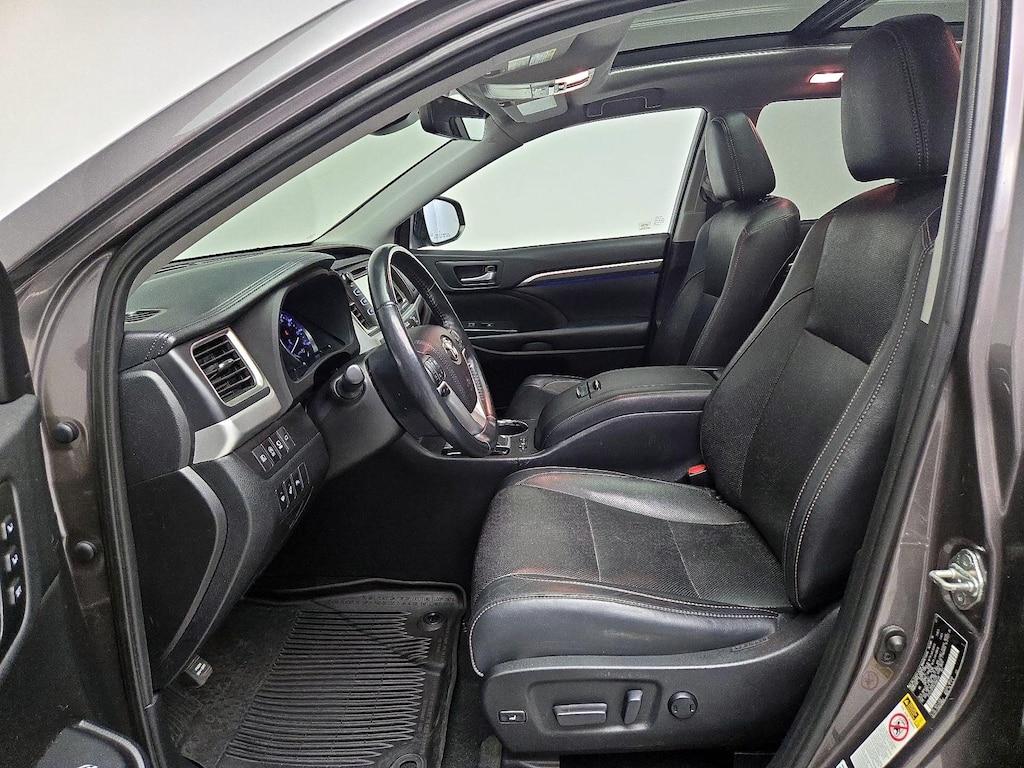 used 2019 Toyota Highlander car, priced at $25,998