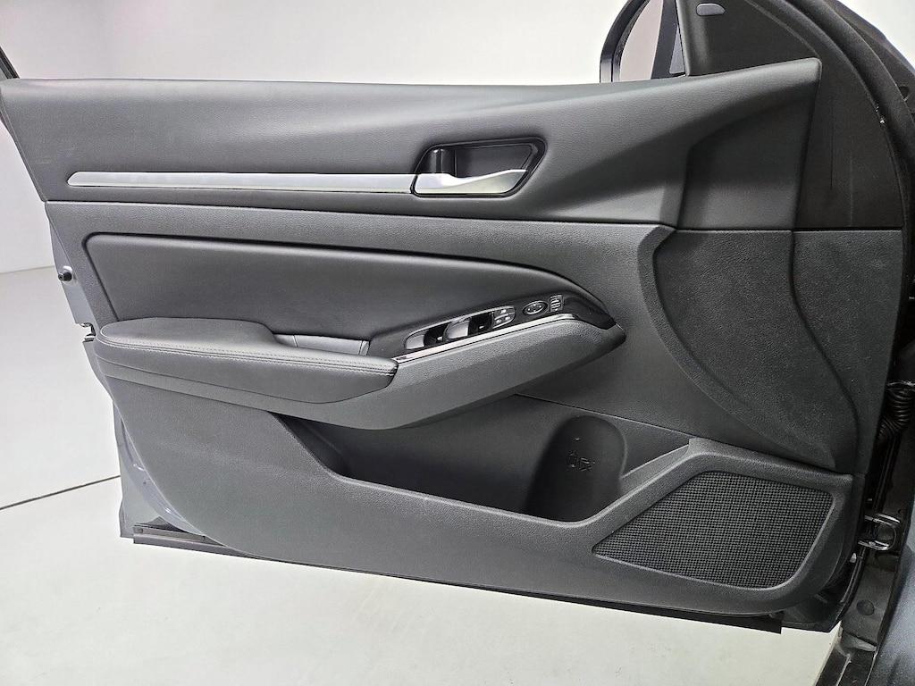 used 2023 Nissan Altima car, priced at $21,998