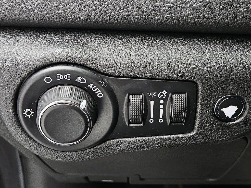 used 2015 Chrysler 200 car, priced at $11,998