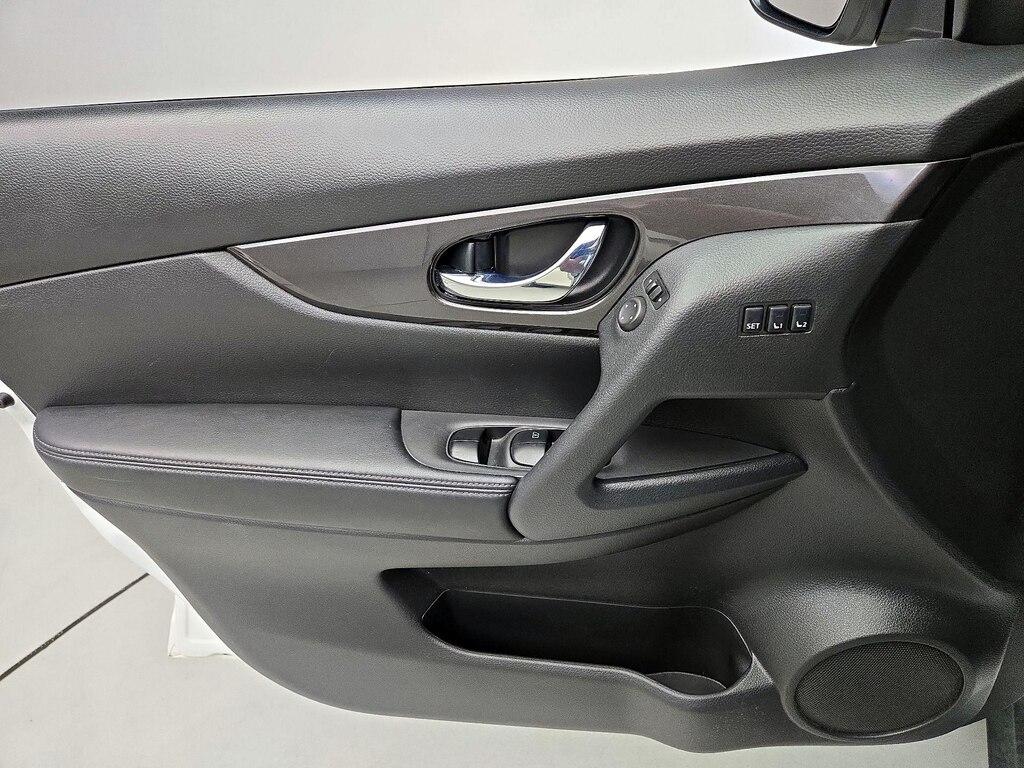 used 2019 Nissan Rogue car, priced at $18,998