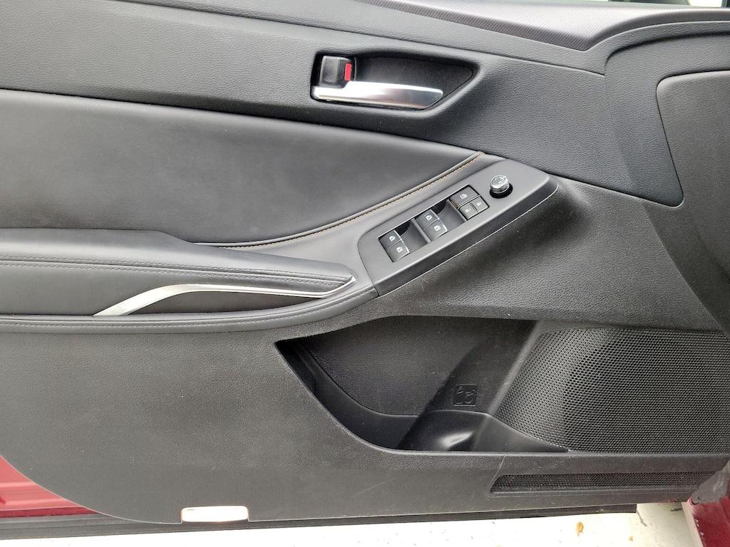 used 2020 Toyota Avalon Hybrid car, priced at $26,998