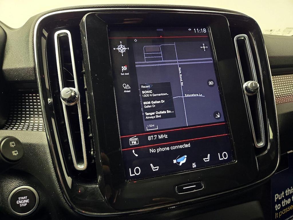 used 2021 Volvo XC40 car, priced at $29,998