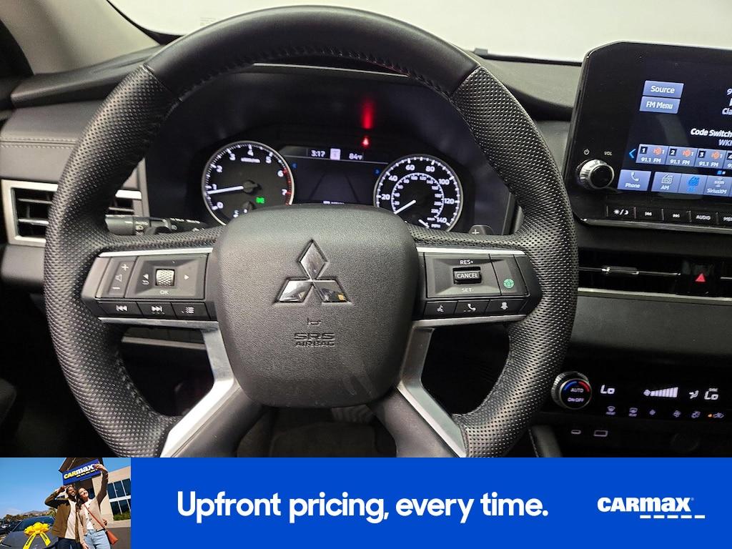 used 2023 Mitsubishi Outlander car, priced at $24,998