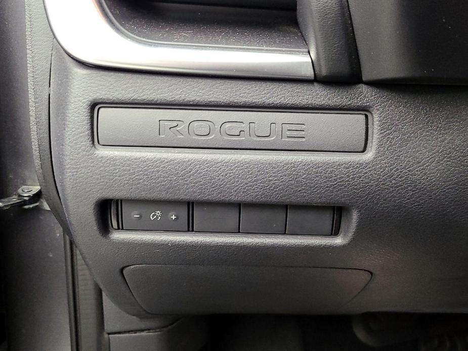 used 2021 Nissan Rogue car, priced at $21,998