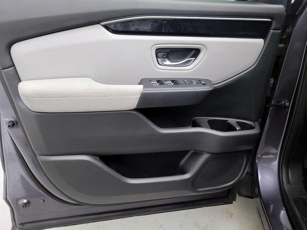 used 2023 Honda Pilot car, priced at $32,998