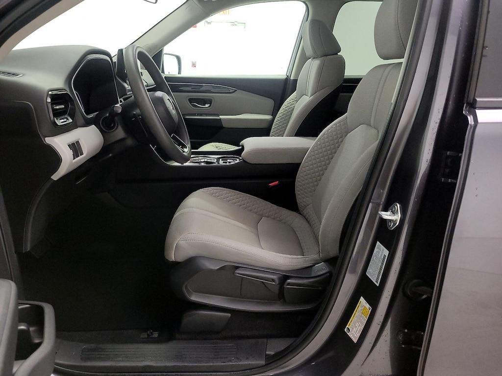 used 2023 Honda Pilot car, priced at $32,998