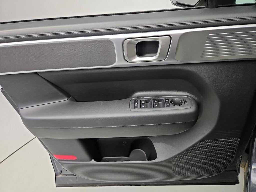 used 2025 Hyundai Santa Fe car, priced at $30,998