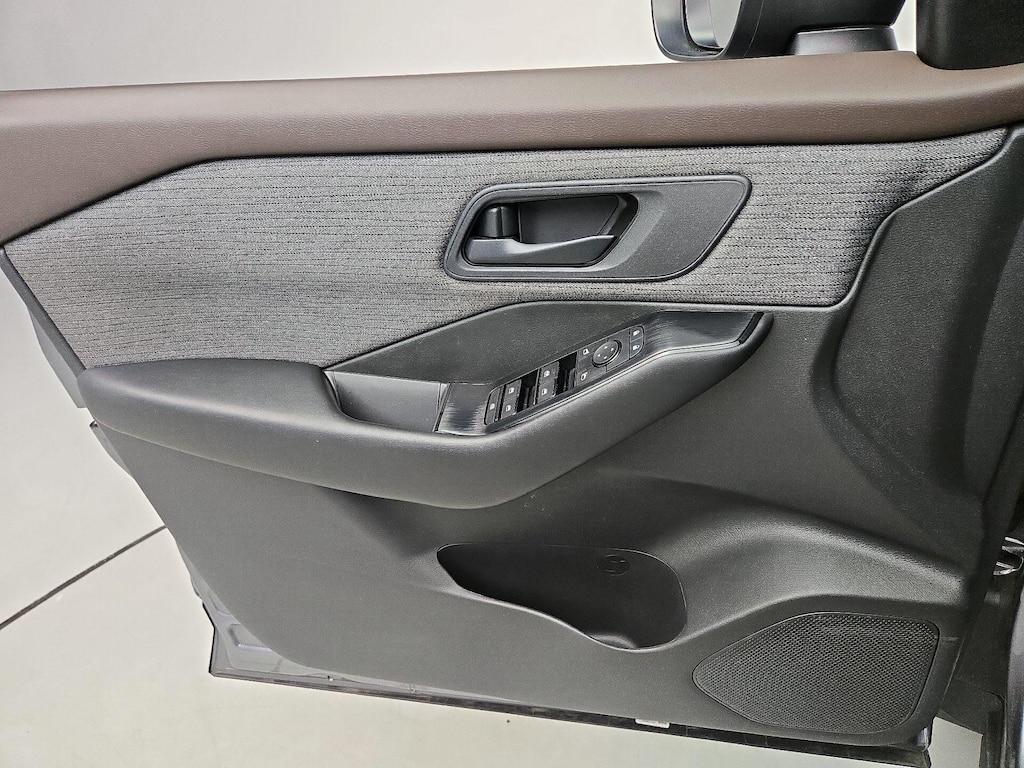 used 2023 Nissan Rogue car, priced at $22,998