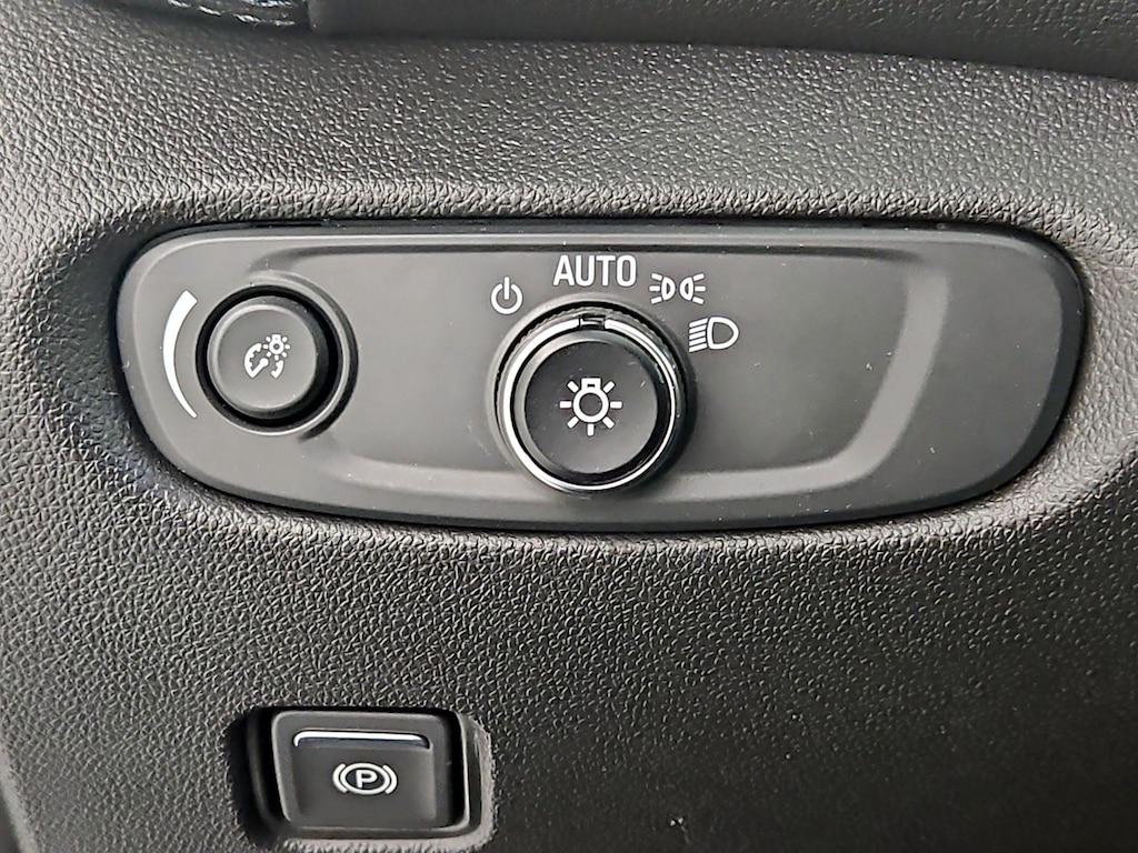 used 2021 Chevrolet Blazer car, priced at $24,998