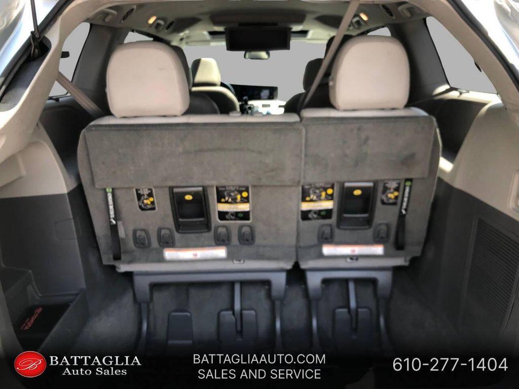 used 2016 Toyota Sienna car, priced at $26,998