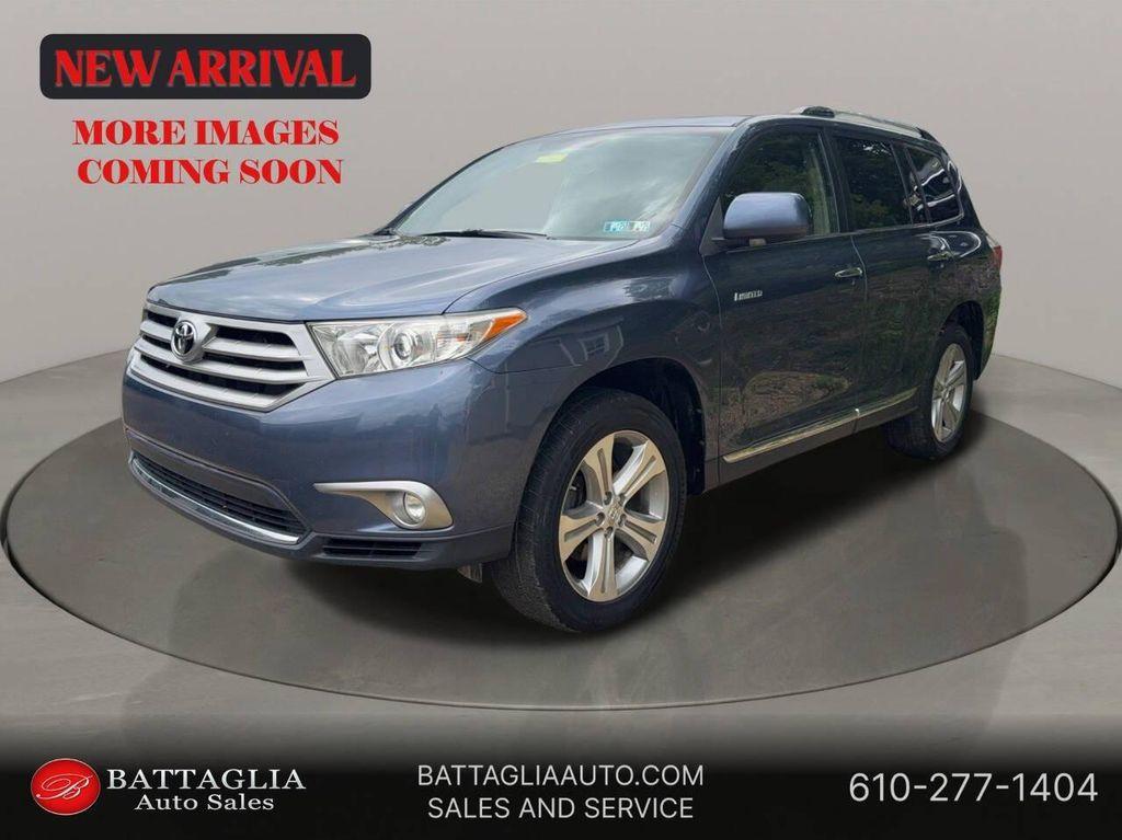 used 2013 Toyota Highlander car, priced at $15,999