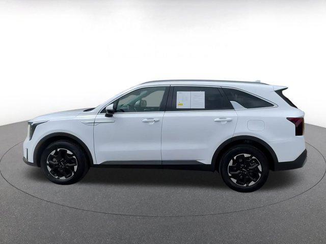 used 2024 Kia Sorento car, priced at $26,883