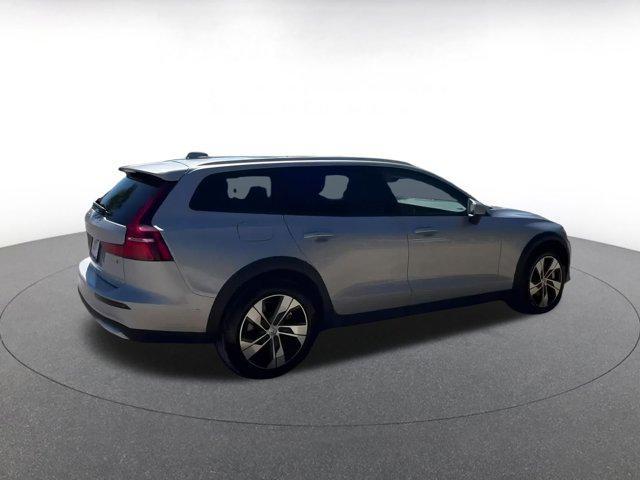 used 2025 Volvo V60 Cross Country car, priced at $41,507
