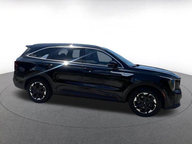 used 2024 Kia Sorento car, priced at $27,585
