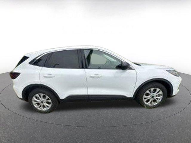 used 2023 Ford Escape car, priced at $17,187