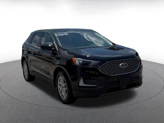 used 2024 Ford Edge car, priced at $25,494