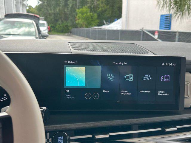 used 2024 Hyundai Santa Fe car, priced at $29,159