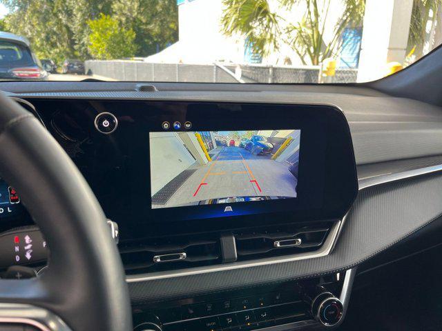 used 2025 Chevrolet Equinox car, priced at $28,046